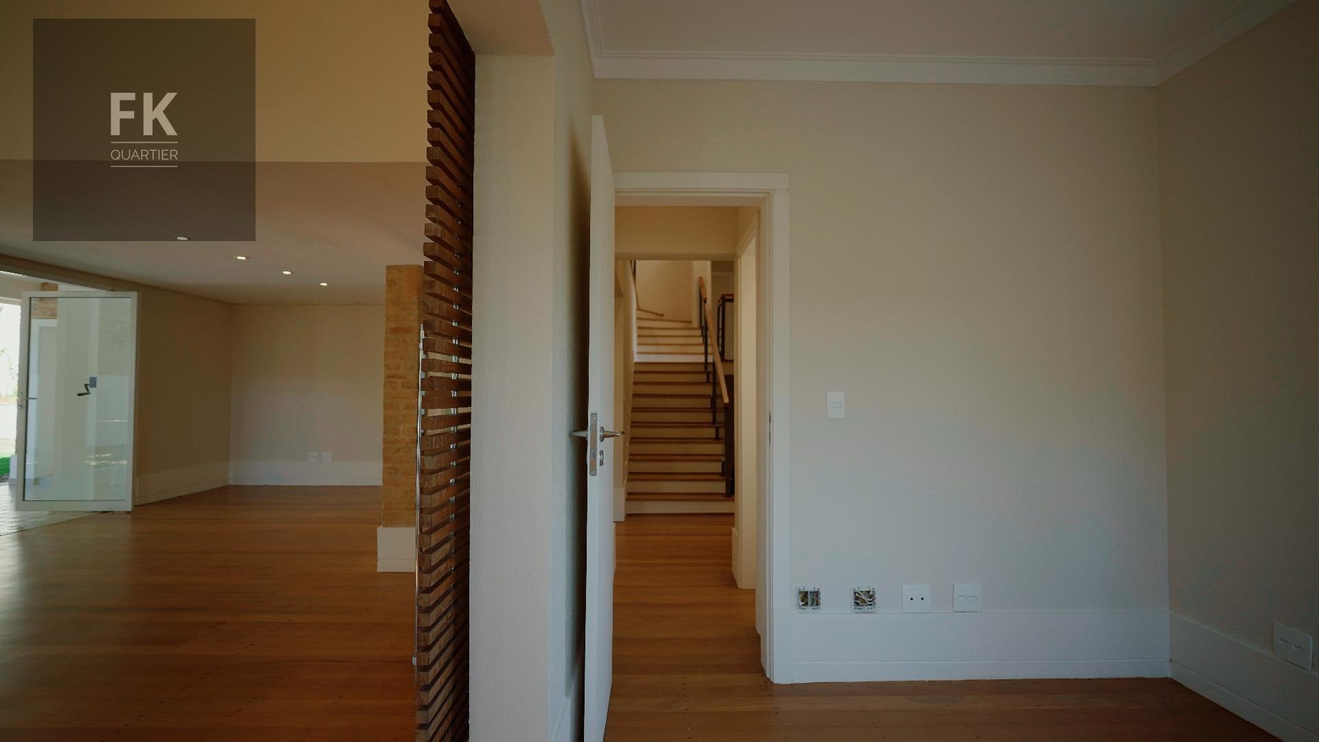 Casa à venda com 4 quartos, 4 suítes, 4 vagas e 360m² no Alphaville Conde II, Barueri (SP) — foto 8 de 30