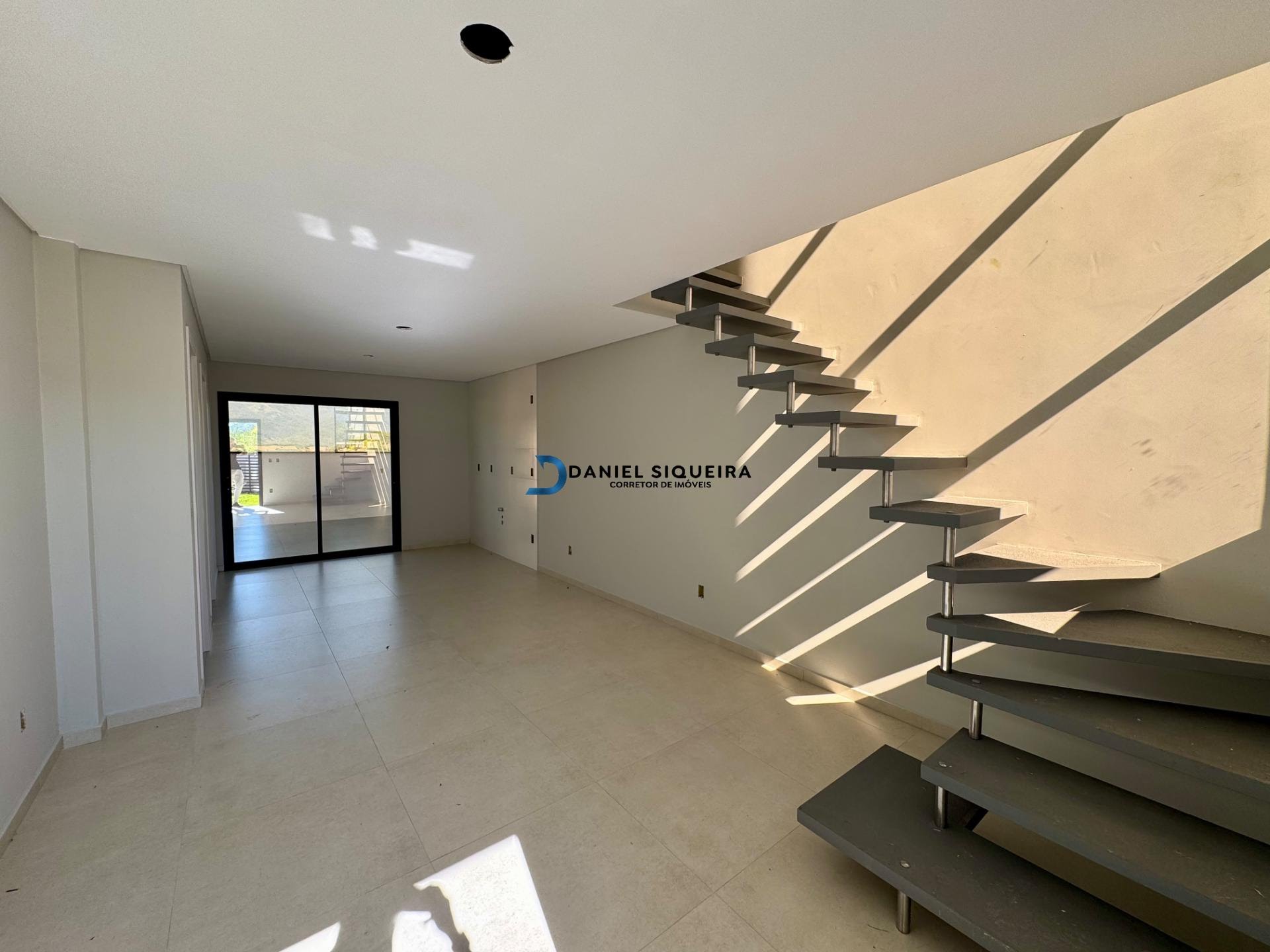 Casa à venda com 2 quartos, 2 suítes, 2 vagas e 87m² no Alto Aririu, Palhoça (SC) — foto 7 de 23