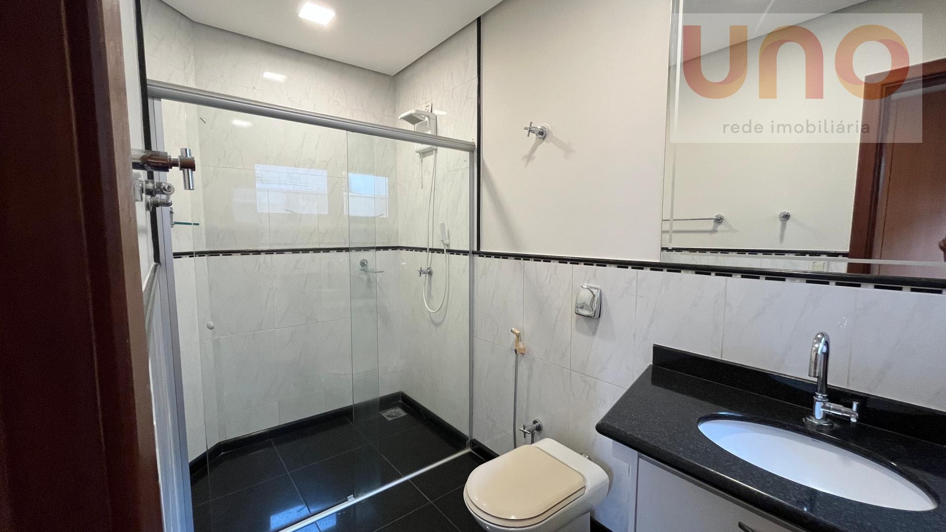 Casa à venda com 3 suítes, 4 vagas e 269m² no Jardim Autonomista, Campo Grande (MS) — foto 19 de 30