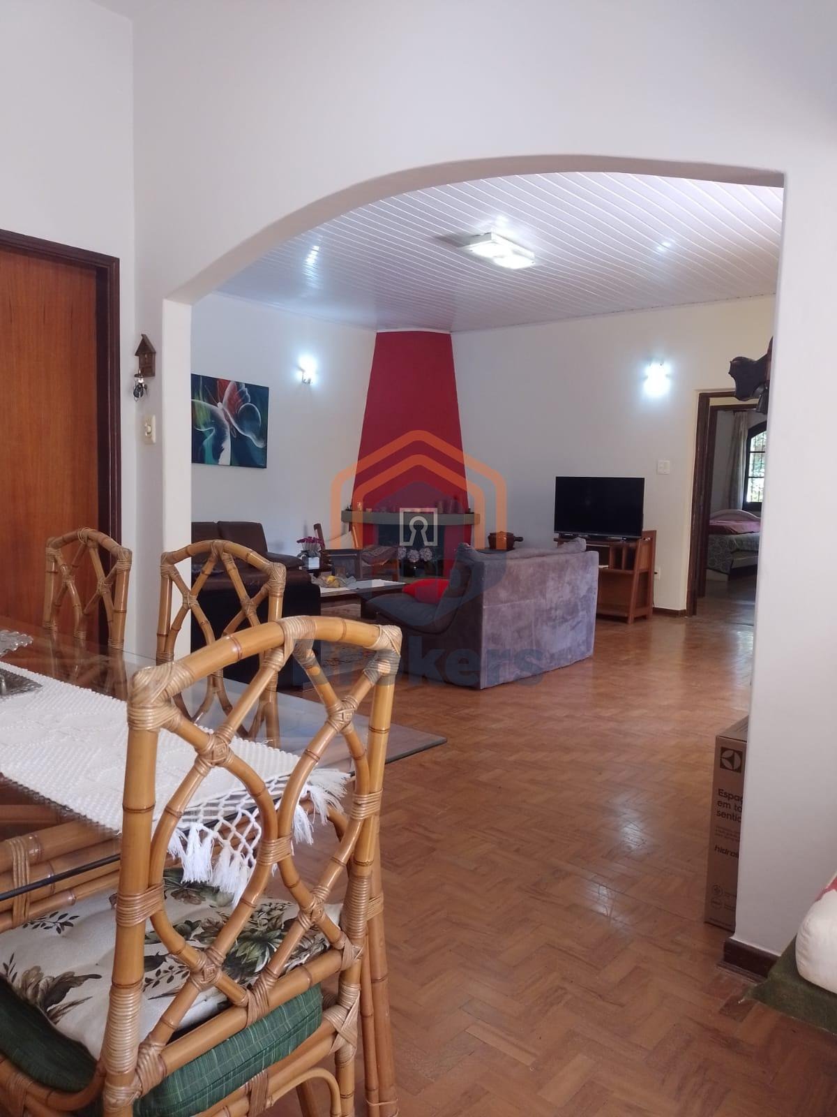 Sala e cozinha em conceito aberto 