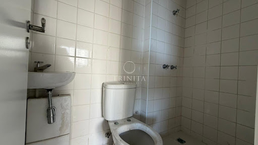 banheiro-trinitaimobiliaria-elos-ilhapura