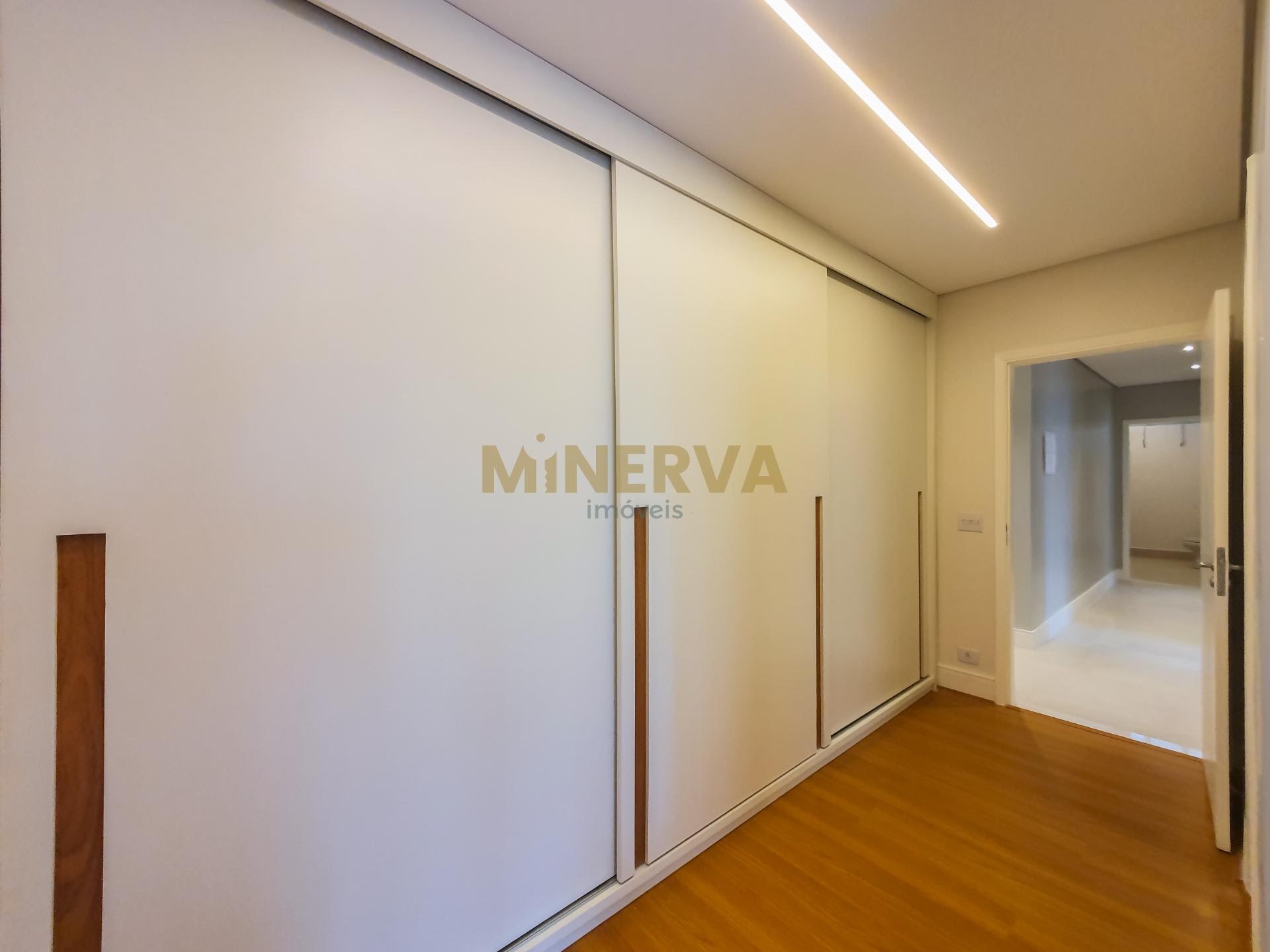 Apartamento à venda com 3 quartos, 2 suítes, 2 vagas e 243m² no Jardim Paulista, São Paulo (SP) — foto 14 de 28