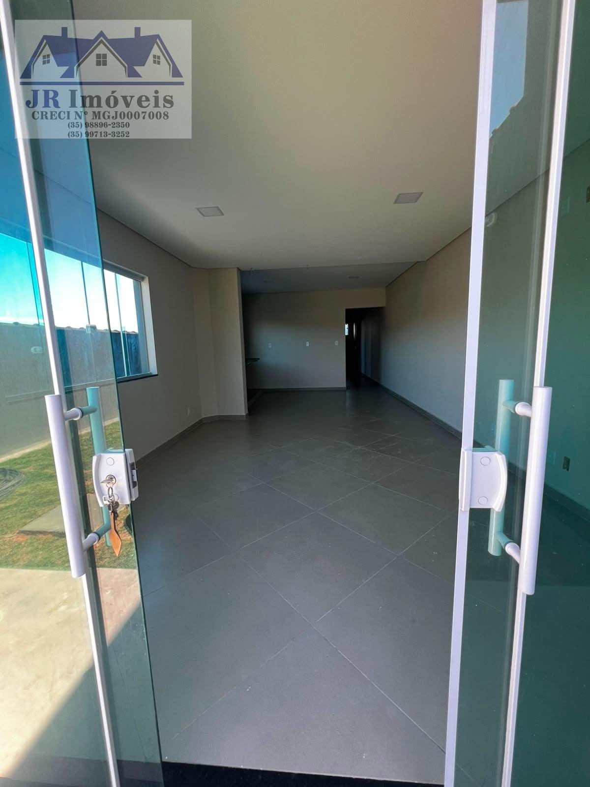 Casa à venda com 3 quartos, 2 suítes, 2 vagas e 239m² no Sossêgo, Piranguinho (MG) — foto 18 de 19