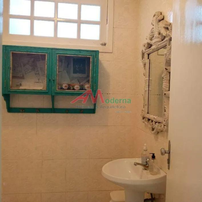 Casa à venda com 4 quartos, 1 suíte, 2 vagas e 280m² no Anchieta, São Bernardo do Campo (SP) — foto 13 de 30