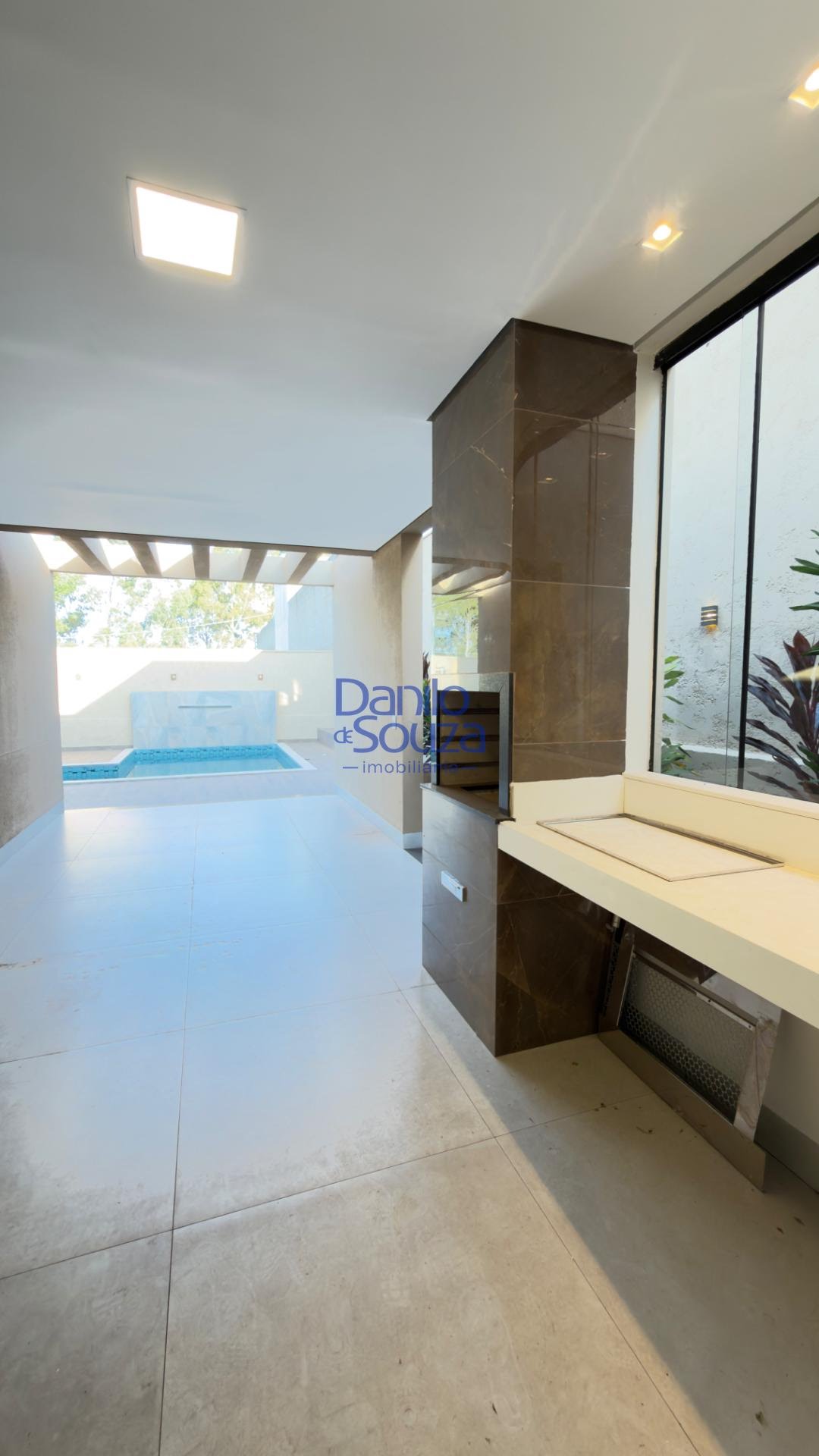 Casa à venda com 3 quartos, 1 suíte, 4 vagas e 360m² no Villagio Park, Araxá (MG) — foto 25 de 30