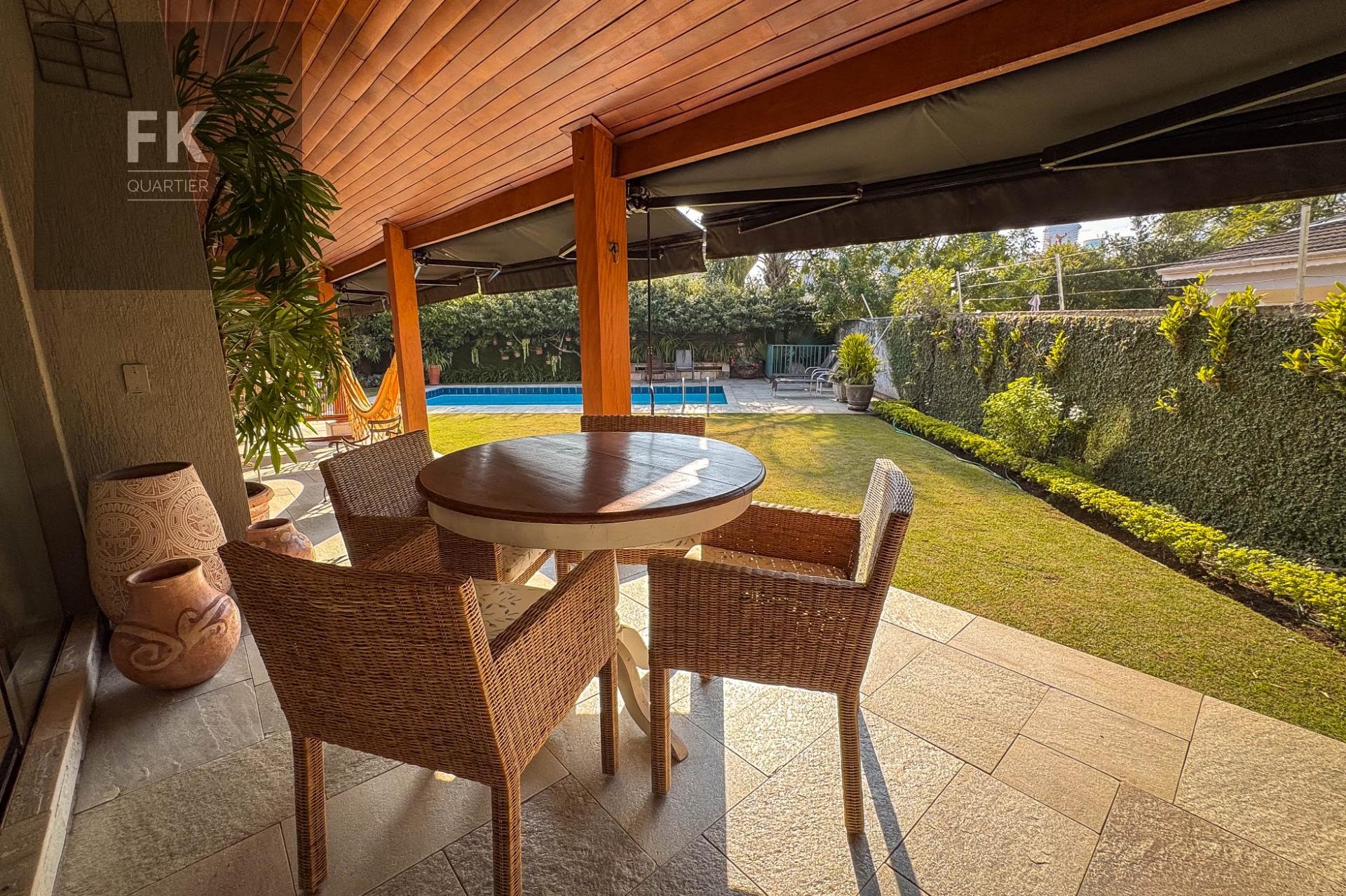 Casa à venda com 4 quartos, 2 suítes, 6 vagas e 400m² no Alphaville Residencial Dois, Barueri (SP) — foto 9 de 30