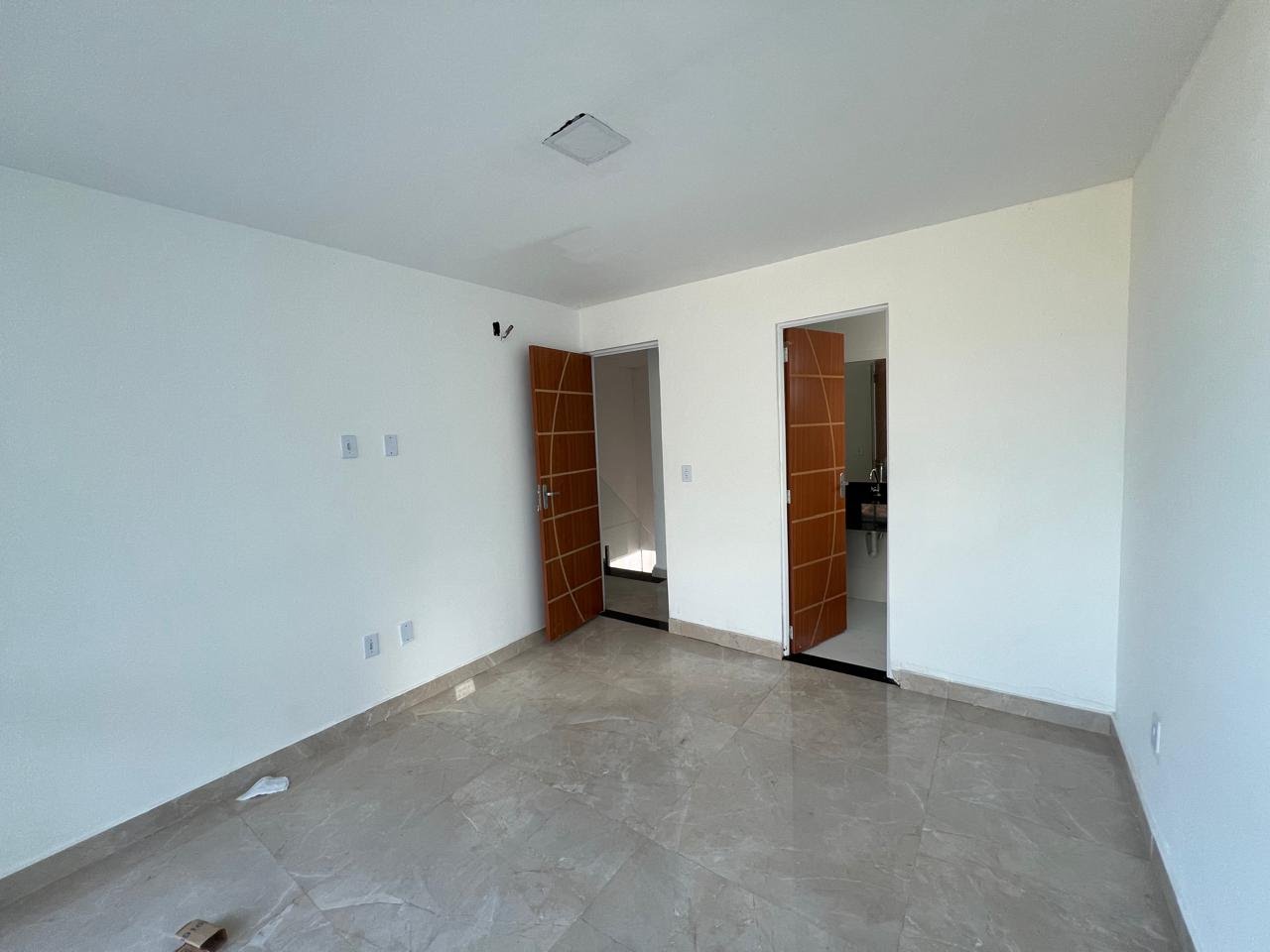 Casa à venda com 3 quartos, 3 suítes, 1 vaga e 180m² no Vargem Grande, Rio de Janeiro (RJ) — foto 2 de 20