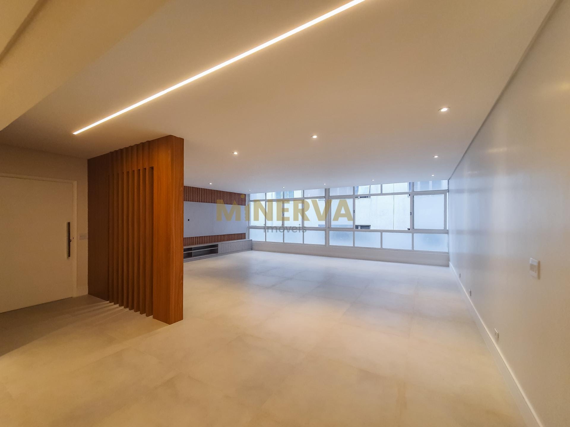 Apartamento à venda com 3 quartos, 2 suítes, 2 vagas e 243m² no Jardim Paulista, São Paulo (SP) — foto 4 de 28