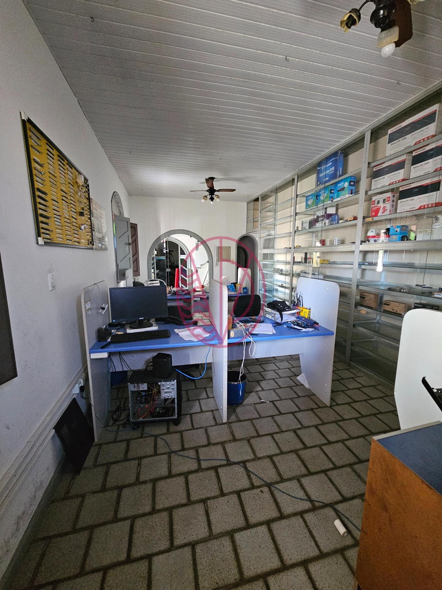 Casa para alugar com 7 quartos, 3 banheiros, 1 vaga e 251m² no Brotas, Salvador (BA) — foto 12 de 30