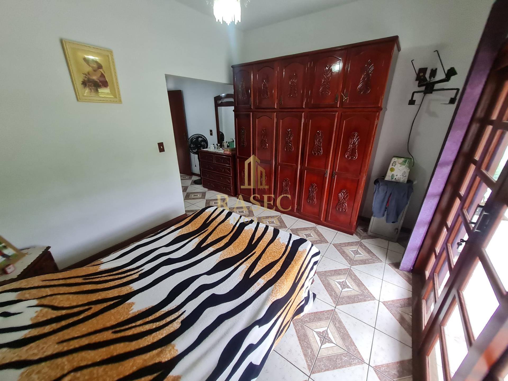 Casa à venda com 5 quartos, 2 banheiros, 2 vagas e 750m² no Paquetá, Brusque (SC) — foto 19 de 24