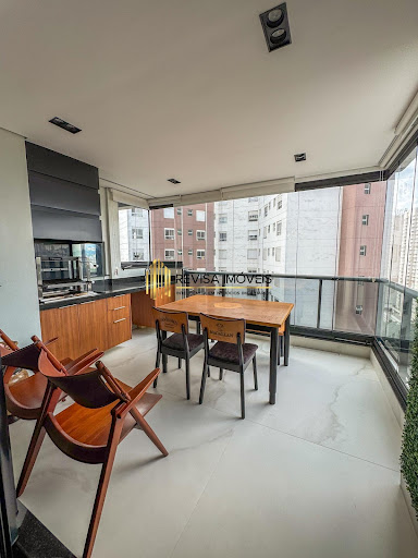 Apartamento em Alphaville  -  Barueri