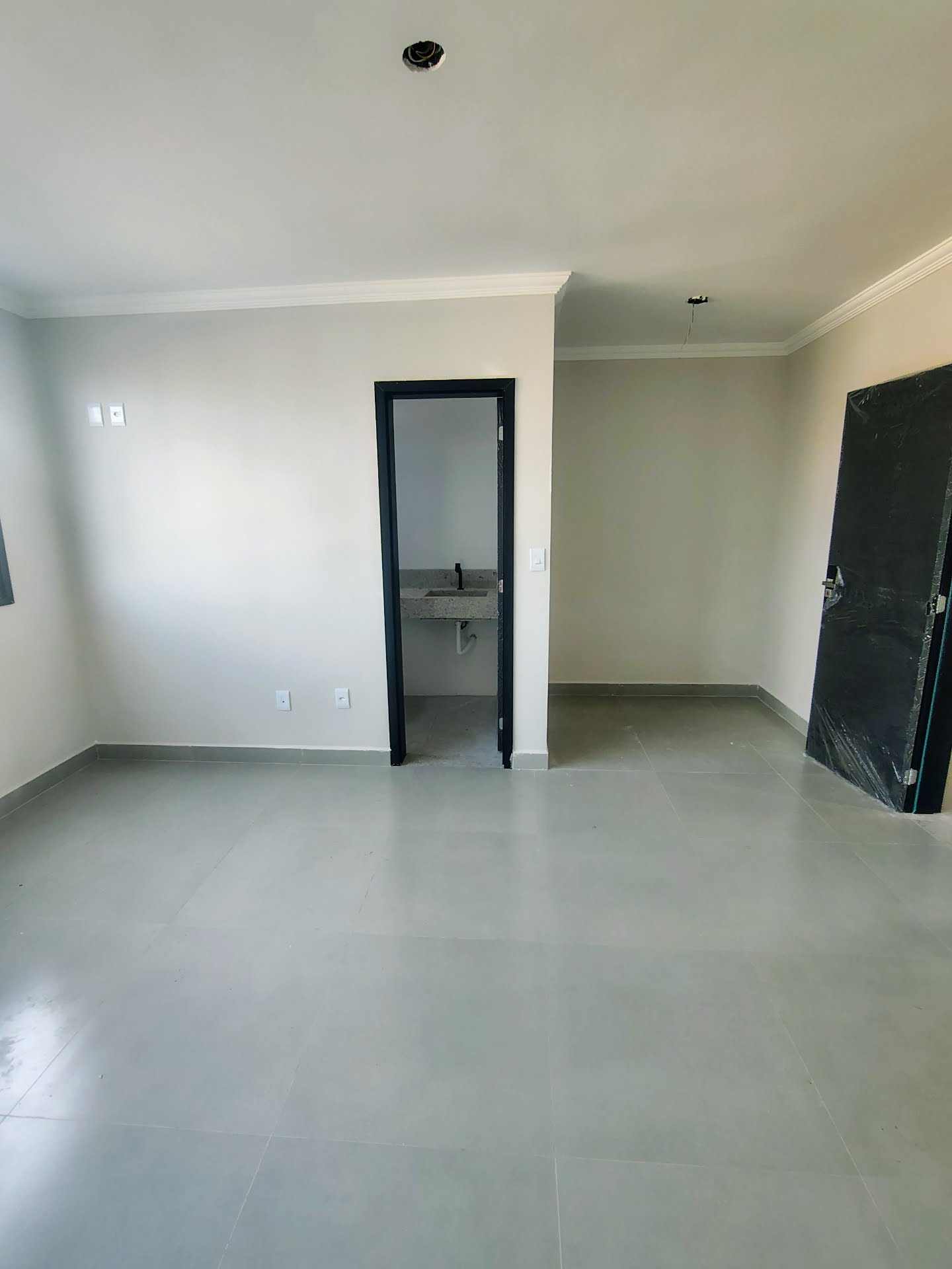 Casa à venda com 3 quartos, 1 suíte, 2 vagas e 127m² no Planalto, Belo Horizonte (MG) — foto 4 de 30