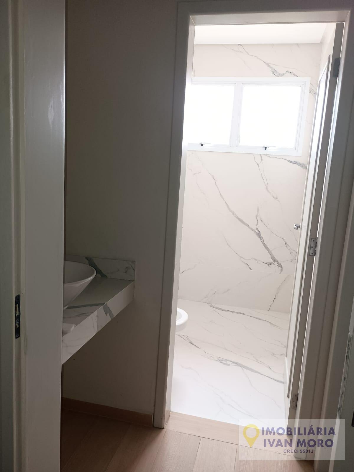 Casa à venda com 3 quartos, 1 suíte, 4 vagas e 236m² no São João do Rio Vermelho, Florianópolis (SC) — foto 16 de 22