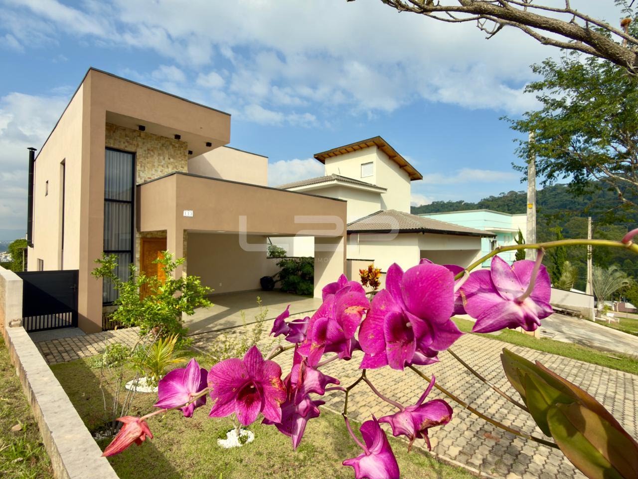 Casa à venda com 181m² no Residencial Ibi-aram II, Itupeva (SP) — foto 2 de 30