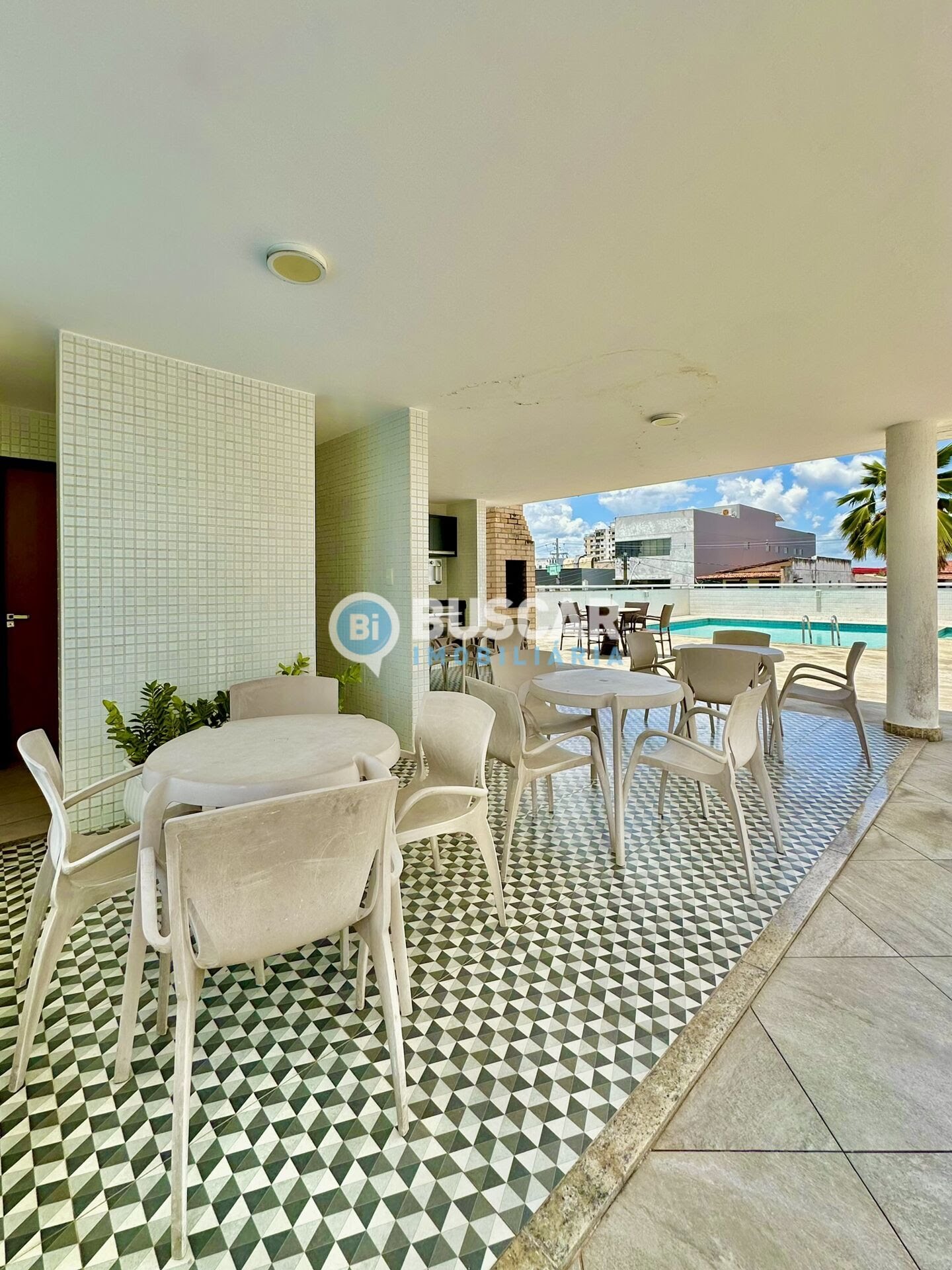 Apartamento à venda com 4 quartos, 3 suítes, 2 vagas e 167m² no Capuchinhos, Feira de Santana (BA) — foto 25 de 30