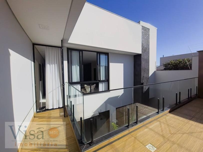 Casa à venda com 4 quartos, 4 suítes e 5 vagas no Centro, Paracatu (MG) — foto 28 de 30