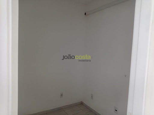 Loja para Alugar na Ponte do Imaruim, Palhoça – 33m², 1 Banheiro
