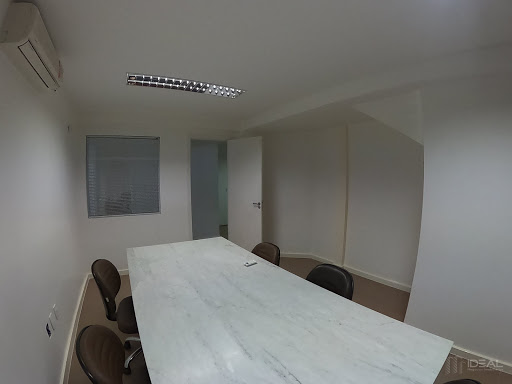 Sala comercial para locação no Vip's Center Shopping em Campos dos Goytacazes, RJ. 