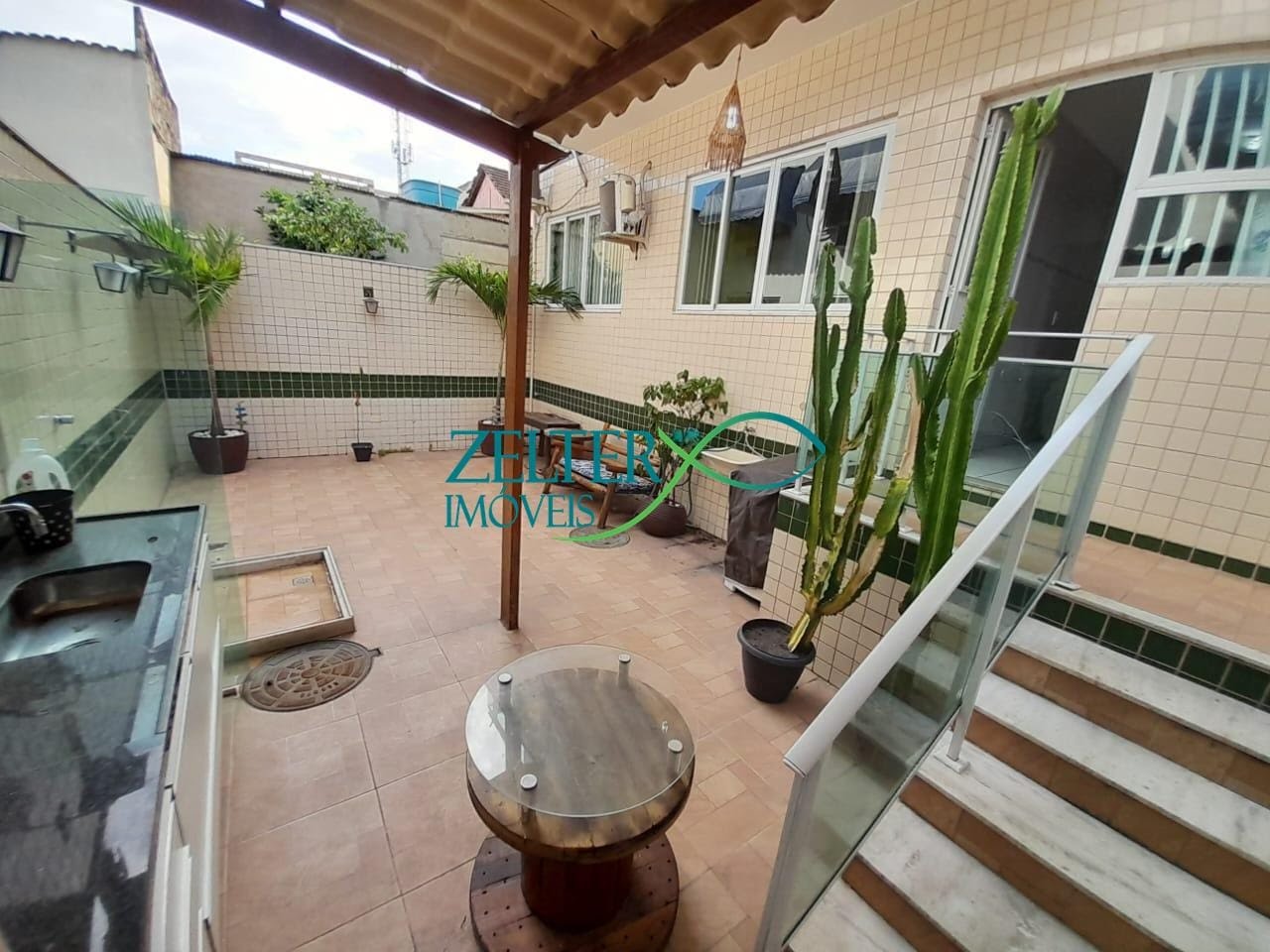 Apartamento à venda com 2 quartos, 2 banheiros, 1 vaga e 80m² no Irajá, Rio de Janeiro — foto principal