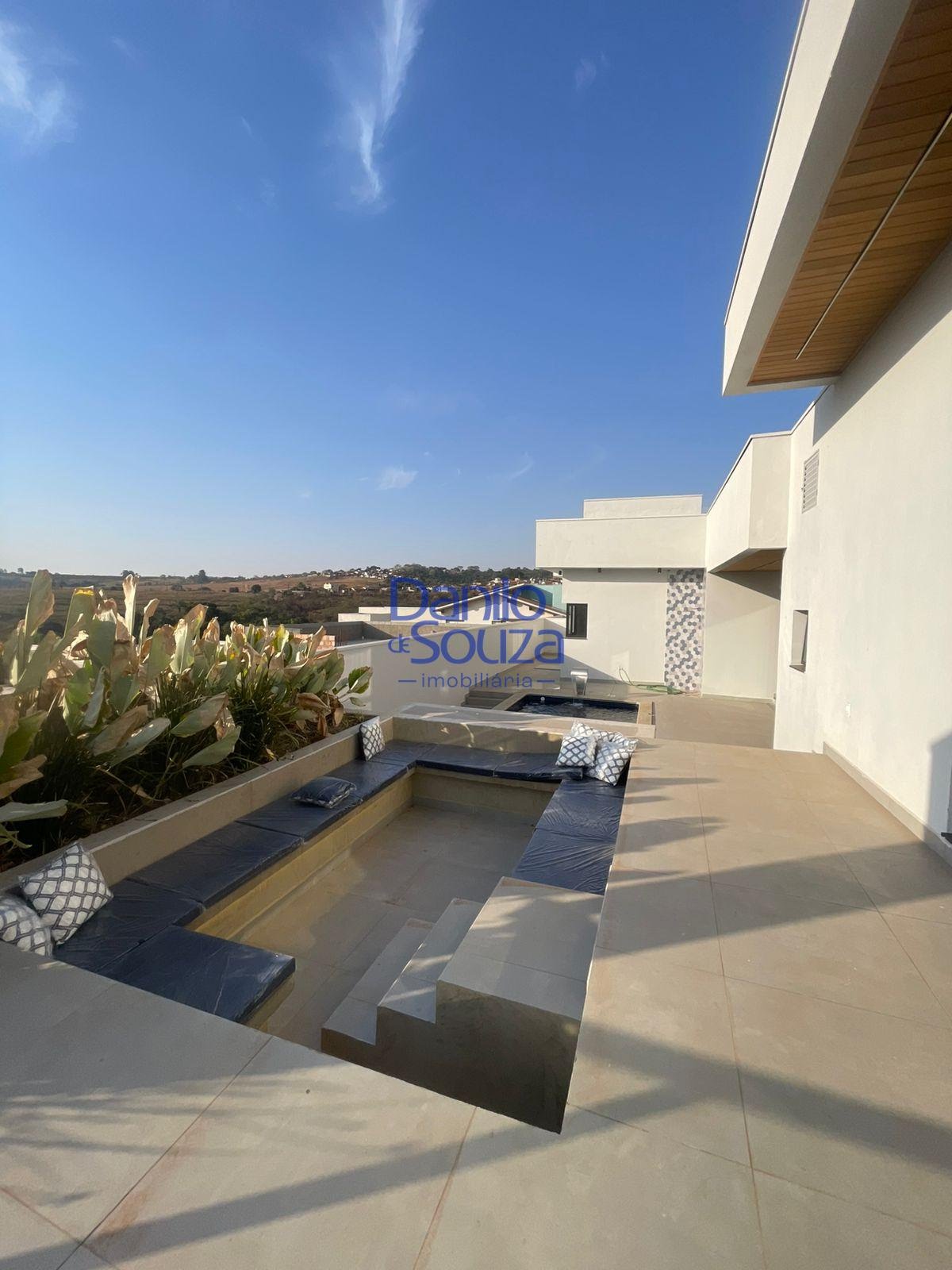 Casa à venda com 3 quartos, 1 suíte, 2 vagas e 360m² no Villagio Park, Araxá (MG) — foto 17 de 26