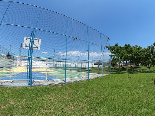 Terreno à venda no Condomínio Athenas Park em Campos dos Goytacazes RJ