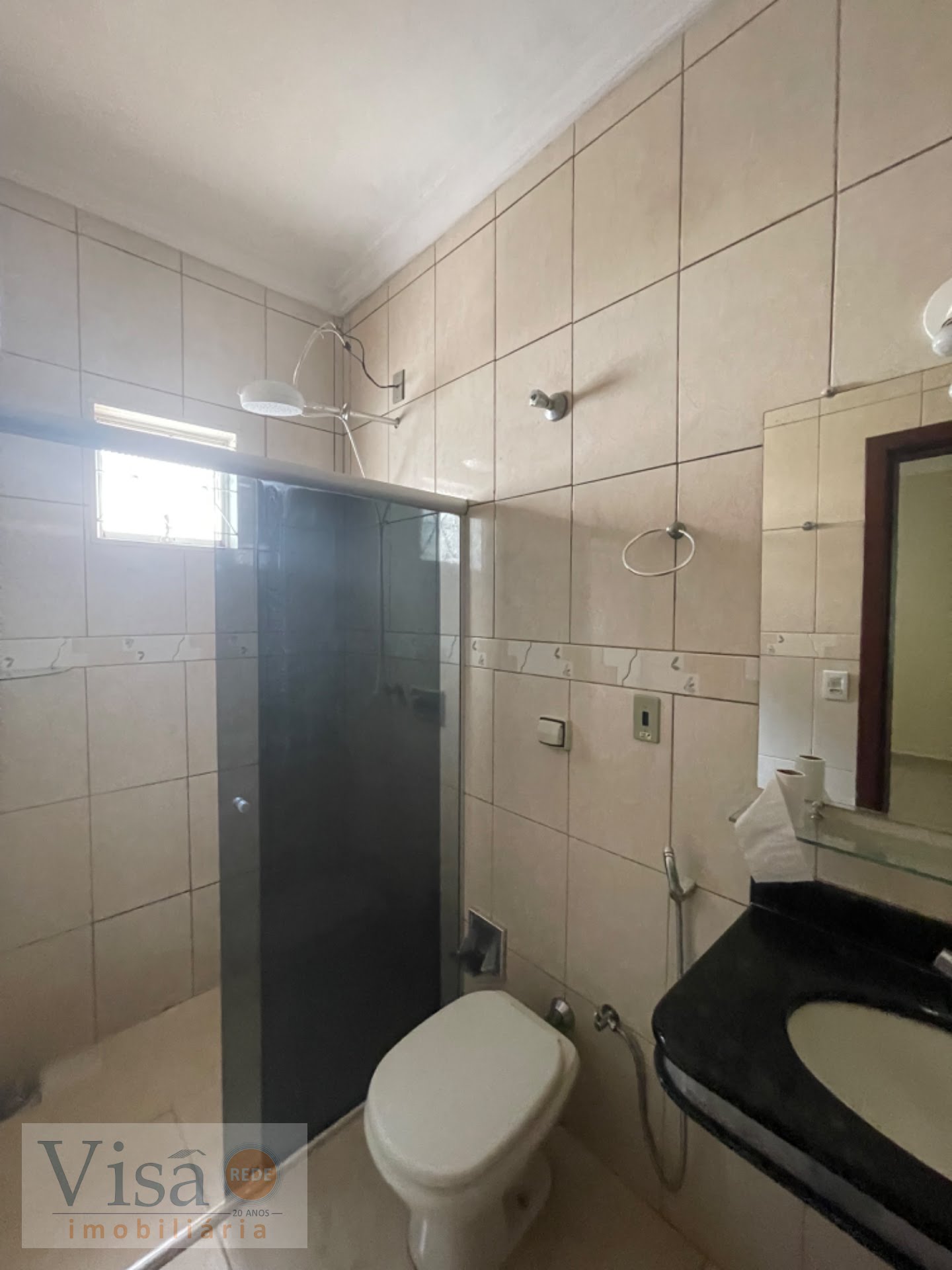 Casa à venda com 3 quartos, 1 suíte, 3 vagas e 180m² no Santana, Paracatu (MG) — foto 2 de 22