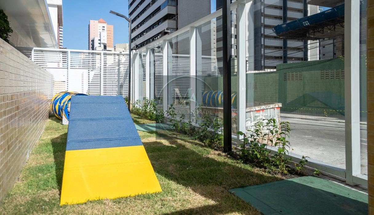 Apartamento à venda com 4 quartos, 4 suítes, 4 vagas e 242m² no Meireles, Fortaleza (CE) — foto 29 de 30