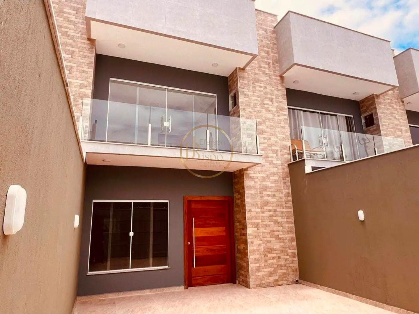 Casa à venda com 3 quartos, 2 suítes, 2 vagas e 100m² no Praia de Taperapuã, Porto Seguro (BA) — foto 2 de 13