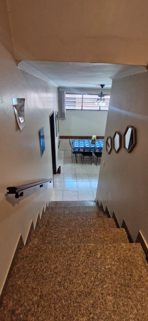 Casa à venda com 4 quartos, 1 suíte, 4 vagas e 249m² no Sumarezinho, Ribeirão Preto (SP) — foto 17 de 29