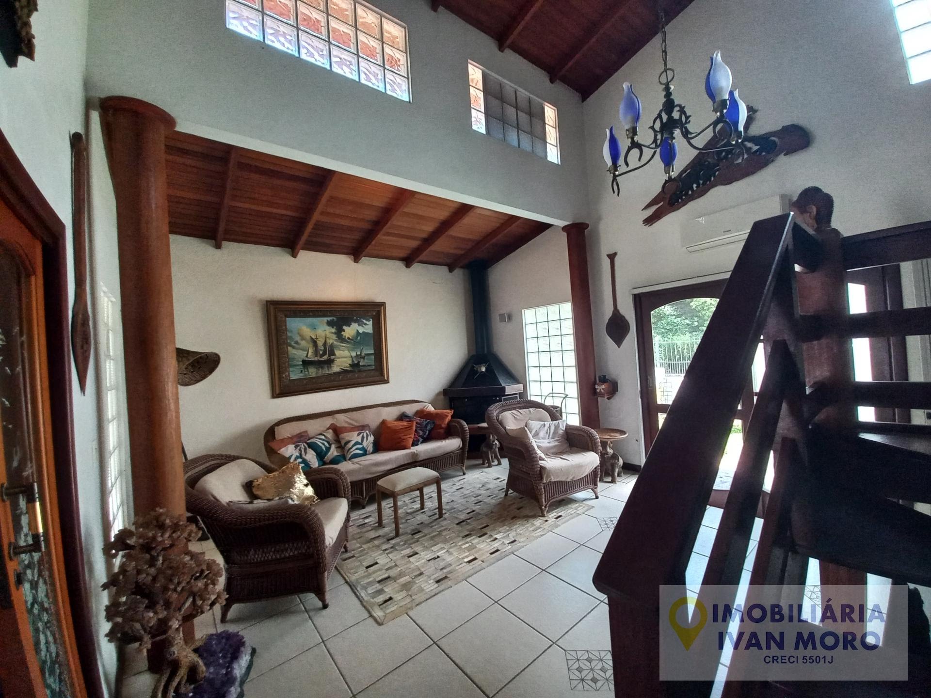 Casa à venda com 5 quartos, 2 suítes, 4 vagas e 219m² no Daniela, Florianópolis (SC) — foto 23 de 30