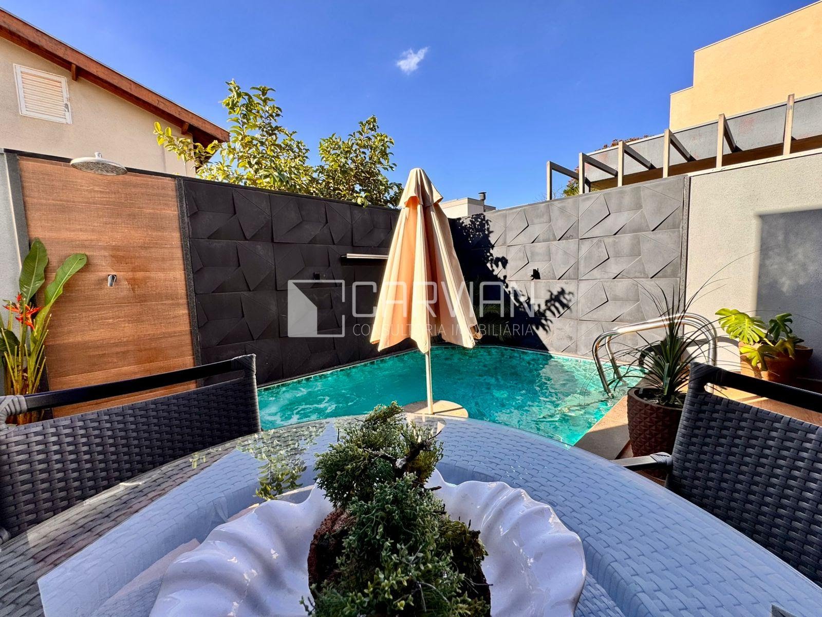 Casa à venda com 2 quartos, 3 banheiros, 4 vagas e 150m² no Condomínio Guaporé, Ribeirão Preto — foto principal