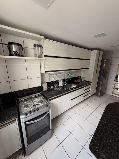 Compre Apartamento à venda com 135m² e 3 quartos em Casa Forte, Recife. Varanda integrada, 3 quartos (2 suítes), 2 vagas e lazer. Agende visita com Leicam Maciel.
