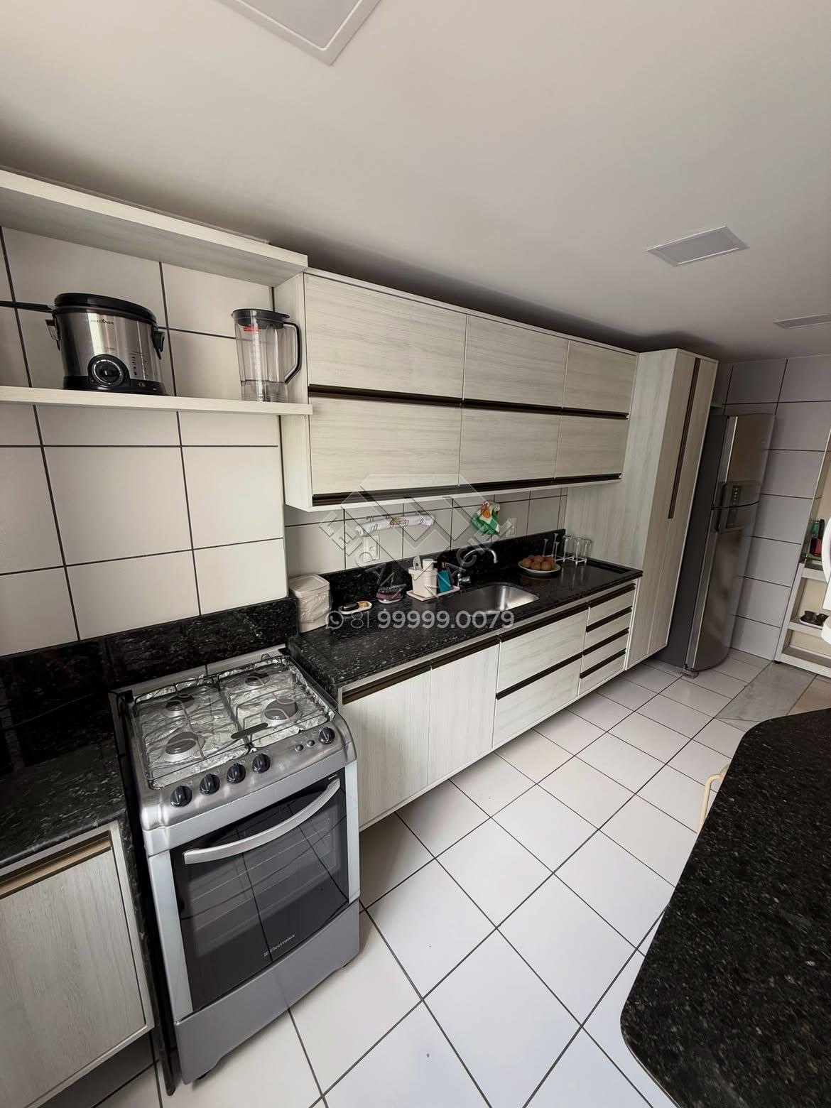 Compre Apartamento à venda com 135m² e 3 quartos em Casa Forte, Recife. Varanda integrada, 3 quartos (2 suítes), 2 vagas e lazer. Agende visita com Leicam Maciel.
