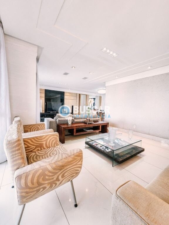 Apartamento à venda com 4 quartos, 3 suítes, 3 vagas e 197m² no Santa Mônica, Feira de Santana (BA) — foto 4 de 17