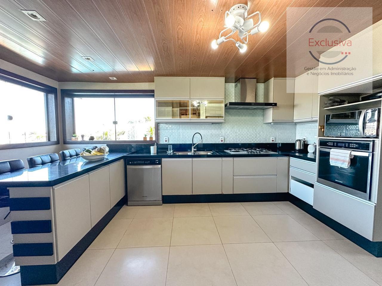 Casa à venda com 6 quartos, 6 suítes, 5 vagas e 1000m² no Praia do Siqueira, Cabo Frio (RJ) — foto 28 de 30