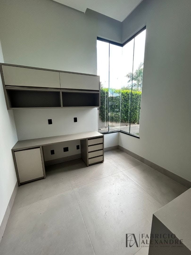 Casa à venda com 3 quartos, 3 suítes, 4 vagas e 250m² no Damha VI, São José do Rio Preto (SP) — foto 7 de 14