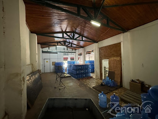 Venda de Imóvel comercial no centro de Adamantina, 576m² terreno 