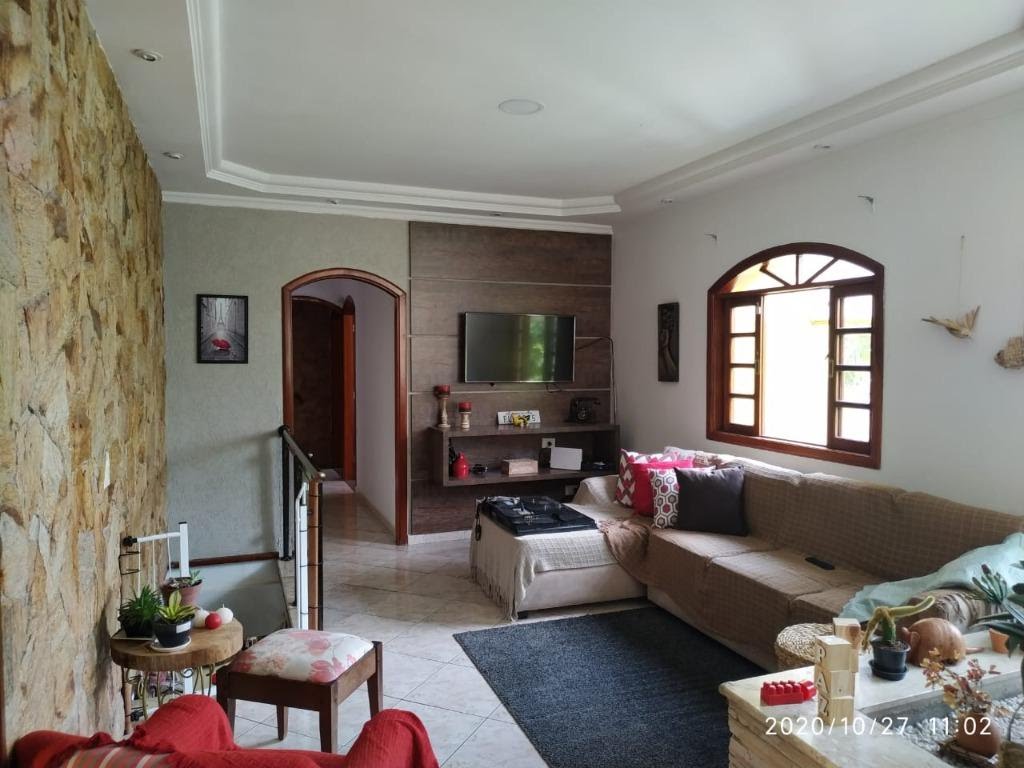 Casa à venda com 3 quartos, 2 suítes, 4 vagas e 500m² no Jordanópolis, Arujá (SP) — foto 5 de 11