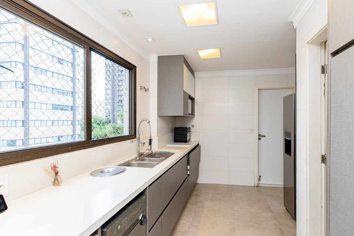 Apartamento à venda com 3 quartos, 1 suíte, 3 vagas e 187m² no Campo Belo, São Paulo (SP) — foto 21 de 30