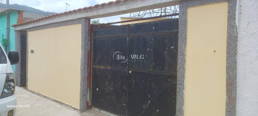 Casa à Venda em Coroa Grande, Itaguaí: 1 Quarto por R$100 Mil