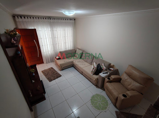 Sobrado à venda em Paulicéia, SBC | 2 dorms, 126m²