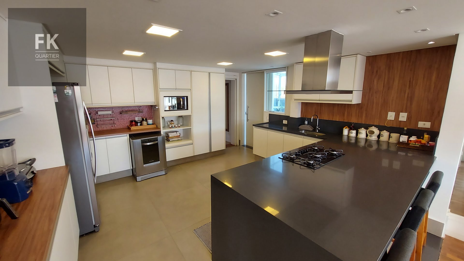 Casa à venda com 3 quartos, 3 suítes, 4 vagas e 450m² no Residencial Doze (alphaville), Santana de Parnaíba (SP) — foto 9 de 30