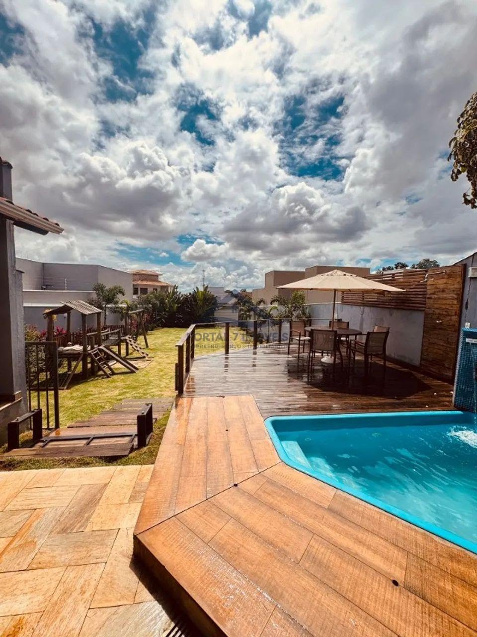 Casa à venda com 3 quartos, 1 suíte, 3 vagas e 306m² no Morro do Claro, Sete Lagoas (MG) — foto 2 de 18