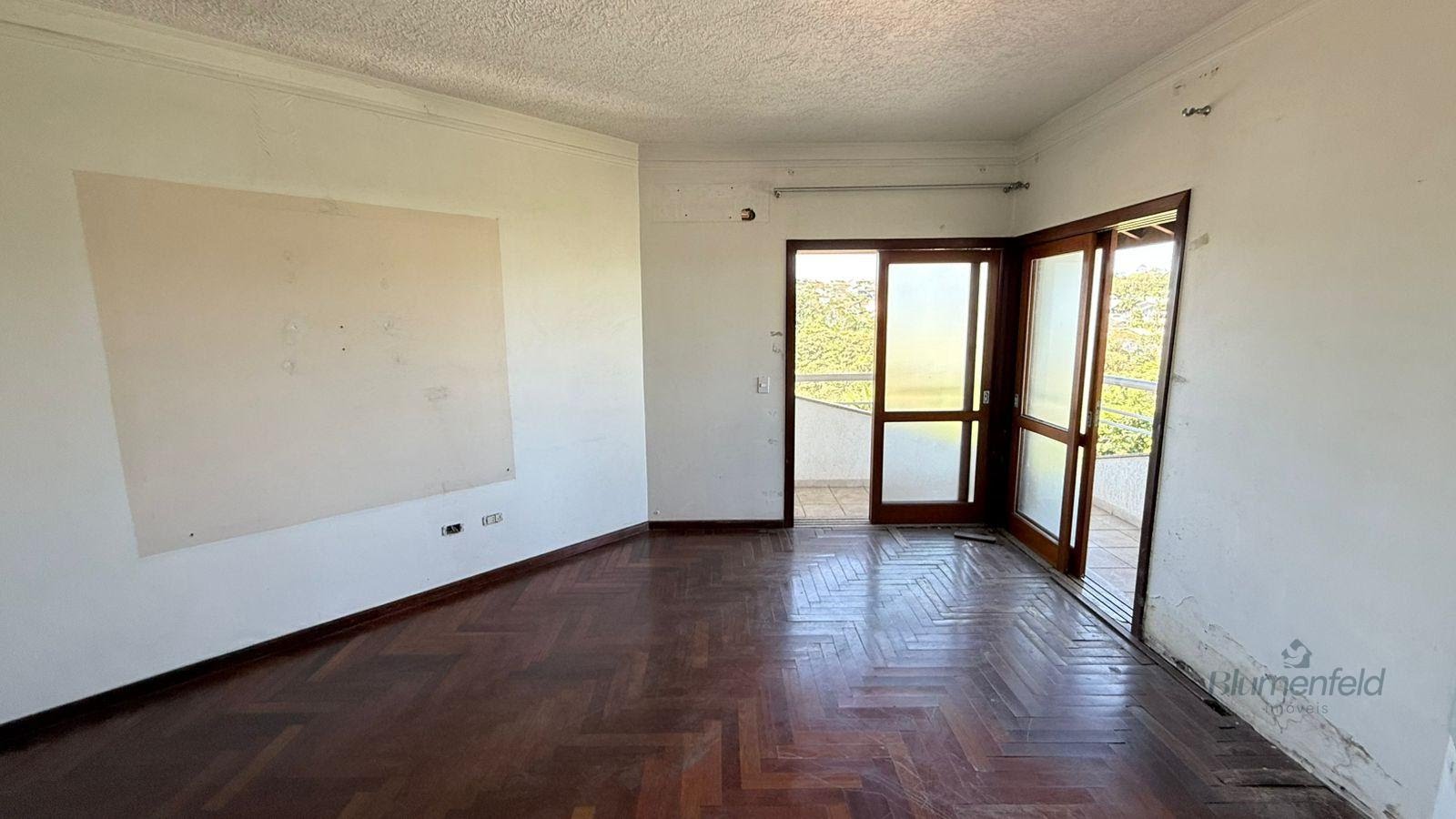 Casa à venda com 5 quartos, 5 suítes, 5 vagas e 520m² no Condominio Arujazinho V, Arujá (SP) — foto 6 de 26