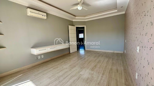 Casa, 3 quartos, 280 m² - Foto 1