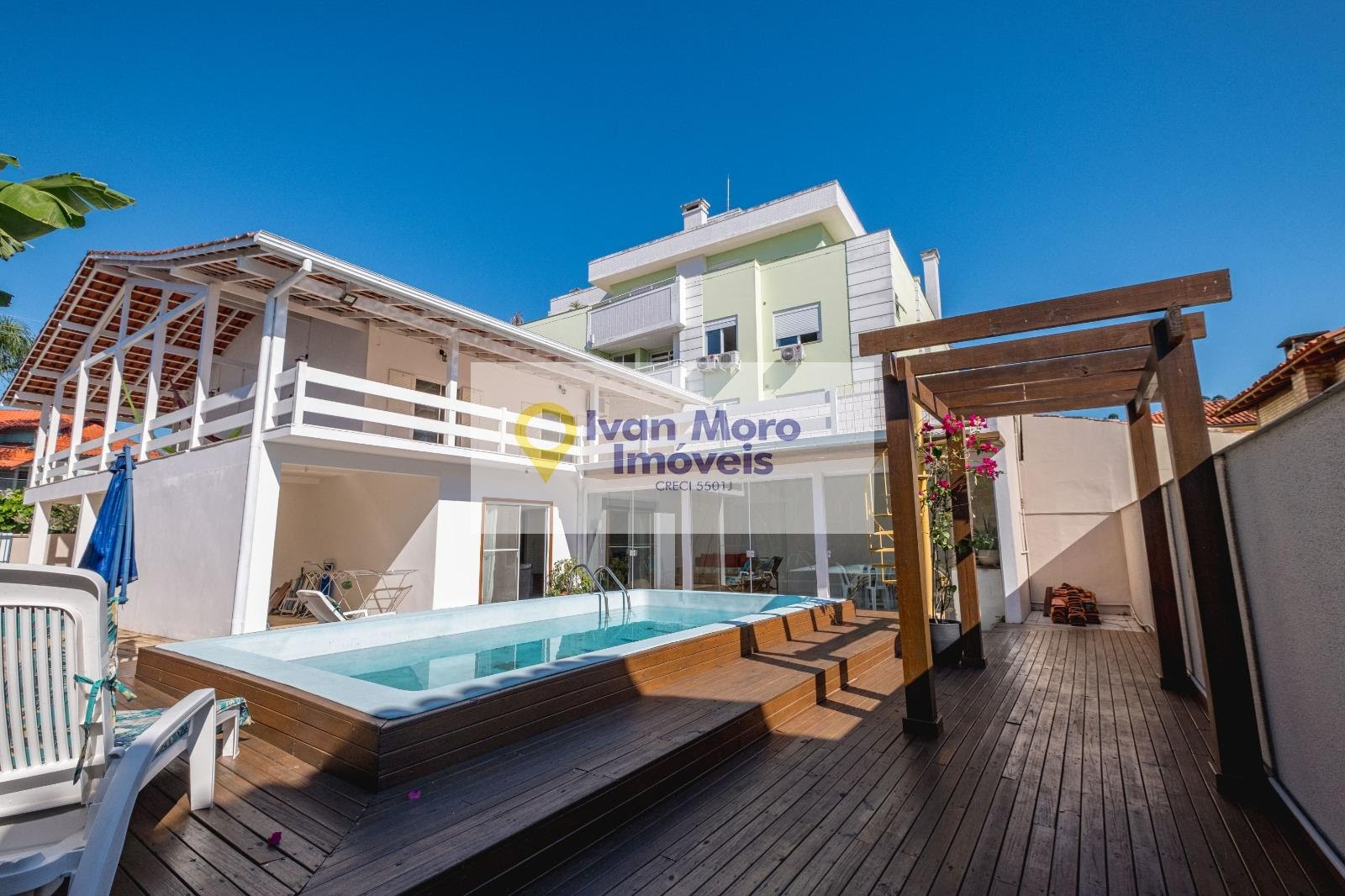 Casa à venda com 4 quartos, 1 suíte, 4 vagas e 381m² no Canasvieiras, Florianópolis (SC) — foto 17 de 30