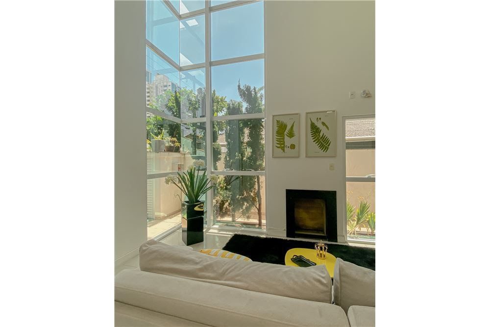 Casa à venda com 4 quartos, 5 banheiros, 2 vagas e 284m² no Centro, Balneário Camboriú (SC) — foto 3 de 30
