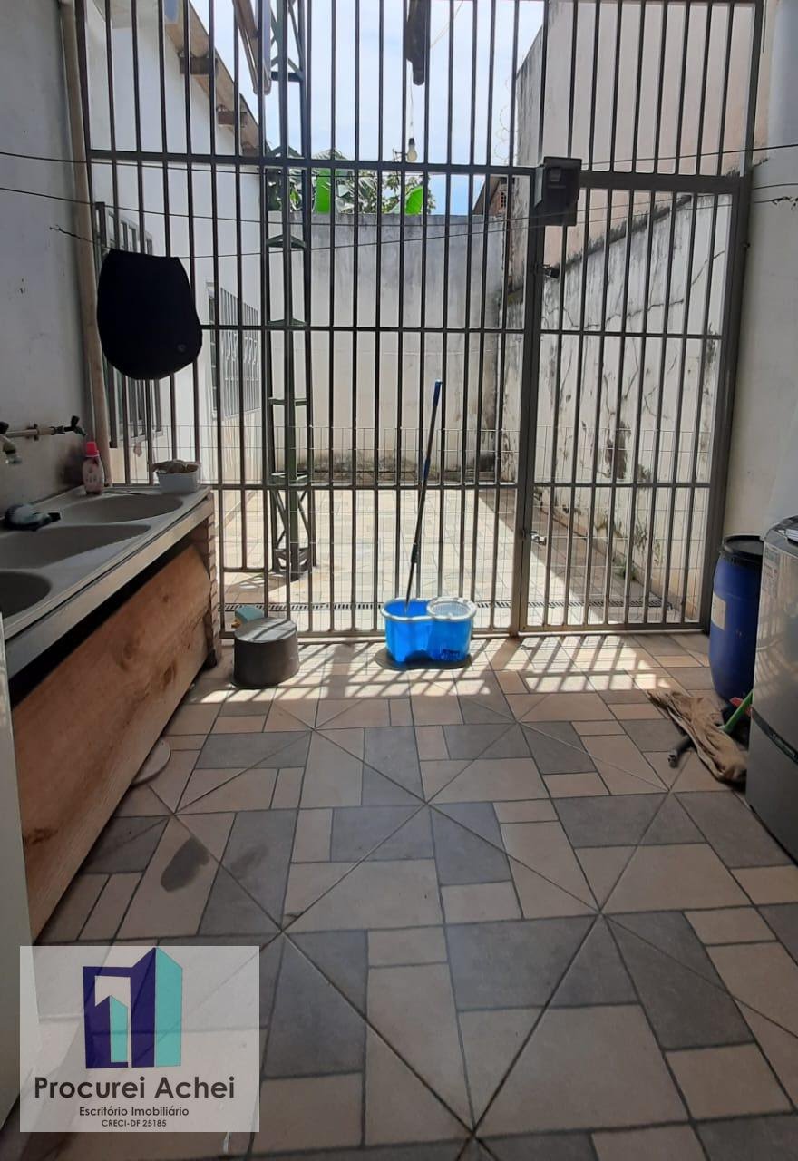 Casa à venda com 4 quartos, 1 suíte, 6 vagas e 400m² no Arapoanga Planaltina Df, Brasília (DF) — foto 4 de 8