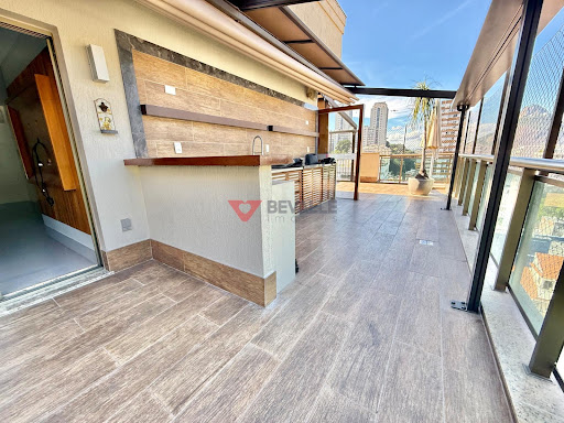 Cobertura linear à venda em Botafogo: 250m², 4 suítes