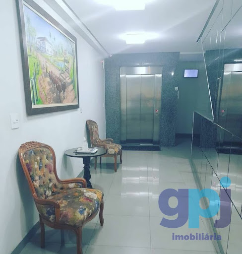 Apartamento à venda no Centro de Nova Serrana | 178m²